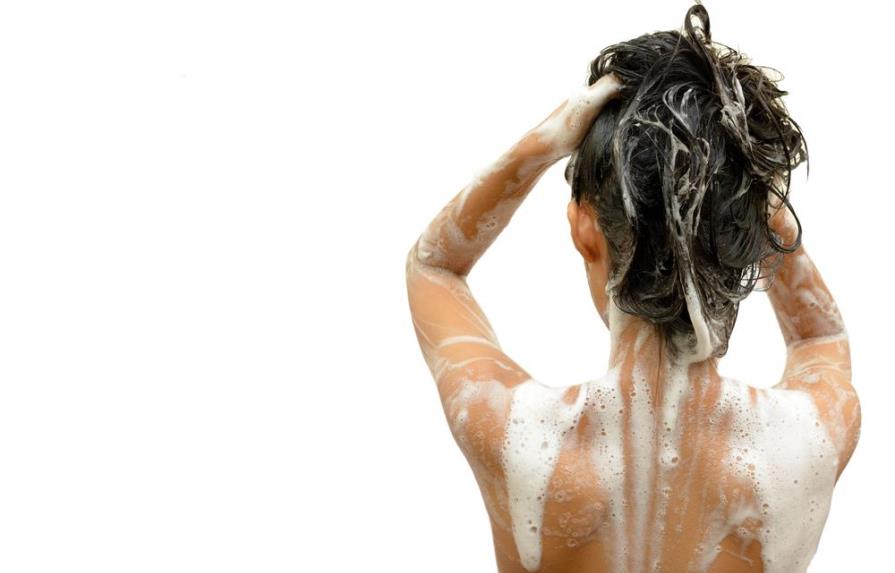 El truco de lavarte el cabello correctamente