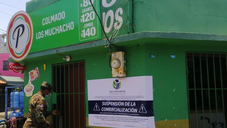 Pro Consumidor cierra establecimientos comerciales en el Gran Santo Domingo