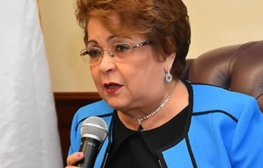 Alejandrina Germán dice dominicanos aún recuerdan padecimientos durante gestión de Hipólito 