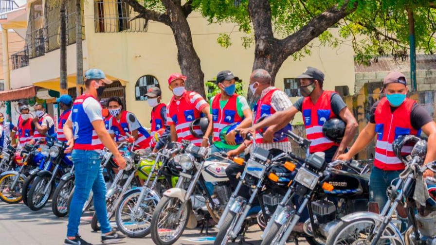 Gobierno necesitará más de dos millones de chalecos para regularizar motoristas Gobierno necesitará más de dos millones de chalecos para regularizar motoristas