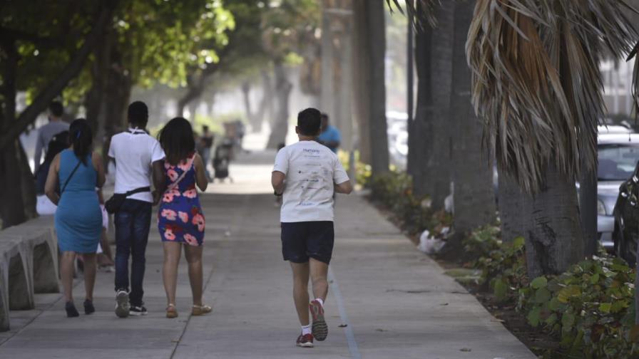 Montalvo advierte no es momento de relajarse, sino de convivir con el COVID-19 Montalvo advierte no es momento de relajarse, sino de convivir con el COVID-19