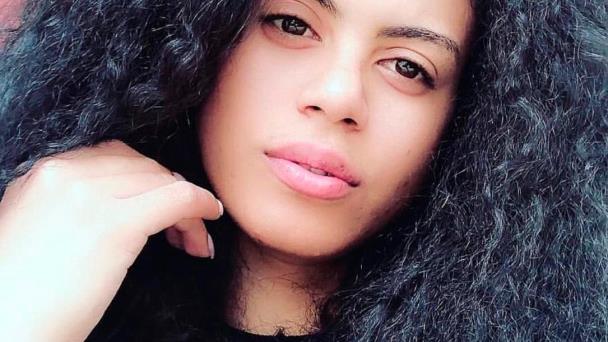 Exponente de música urbana denuncia vecina la intenta matar con tijeras