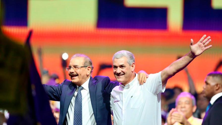 Danilo Medina se integrará a campaña de Gonzalo Castillo Danilo Medina se integrará a campaña de Gonzalo Castillo