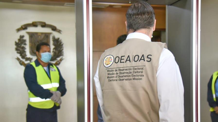 Pleno JCE y OEA se encuentran reunidos para tratar elecciones del domingo 