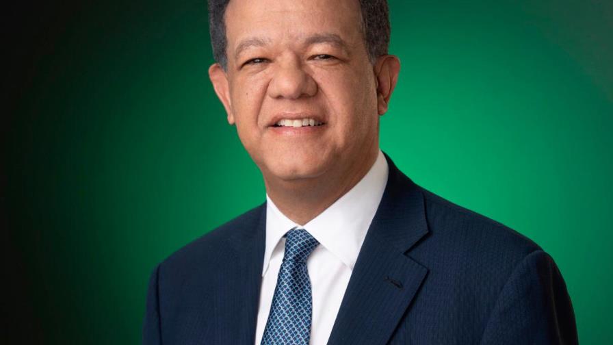 Leonel Fernández ofrece su experiencia para un cuarto período presidencial 