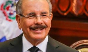 Danilo Medina votará a la 1:00 de la tarde en Don Bosco 