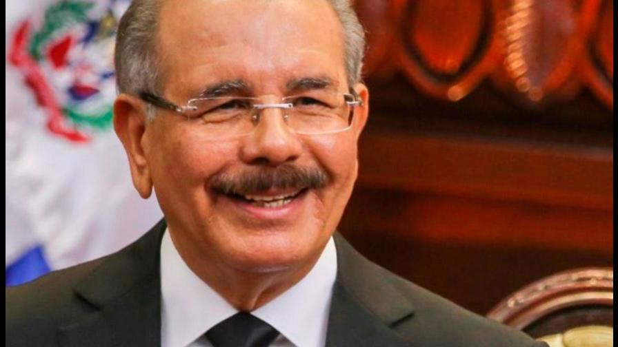 Danilo Medina votará a la 1:00 de la tarde en Don Bosco 