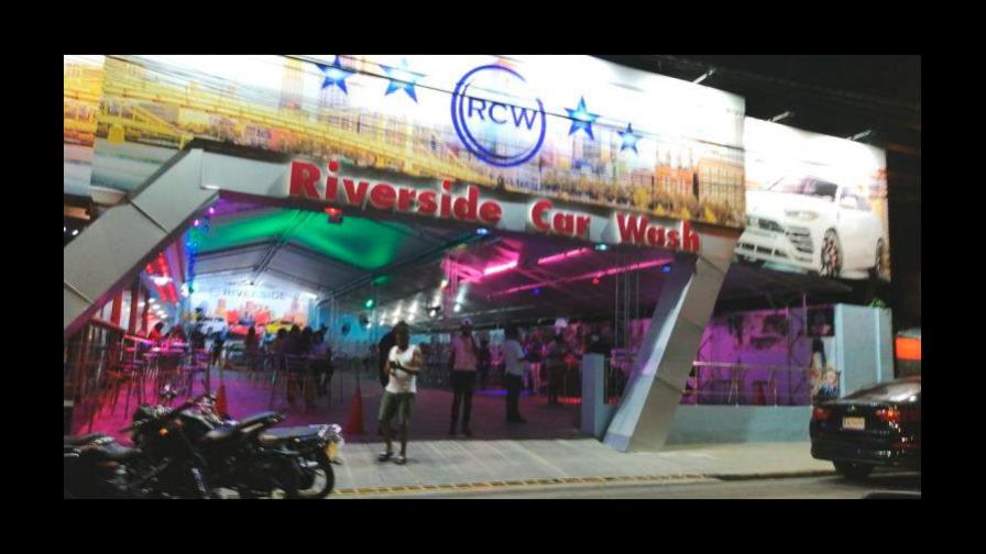 Autoridades cierran centro de diversión en Higüey Autoridades cierran centro de diversión en Higüey