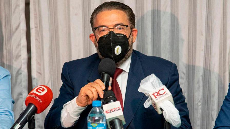 Guillermo Moreno exhortó a los nuevos legisladores a seguir el ejemplo y renunciar a los beneficios 