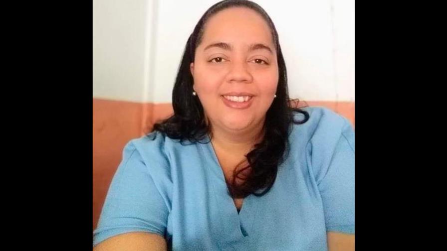 Muere doctora de 33 años afectada de COVID-19 en Santiago Muere doctora de 33 años afectada de COVID-19 en Santiago