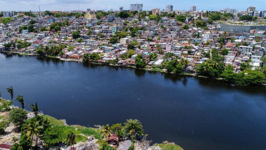 La pobreza podría afectar a casi el 25 % de los dominicanos a causa del COVID-19