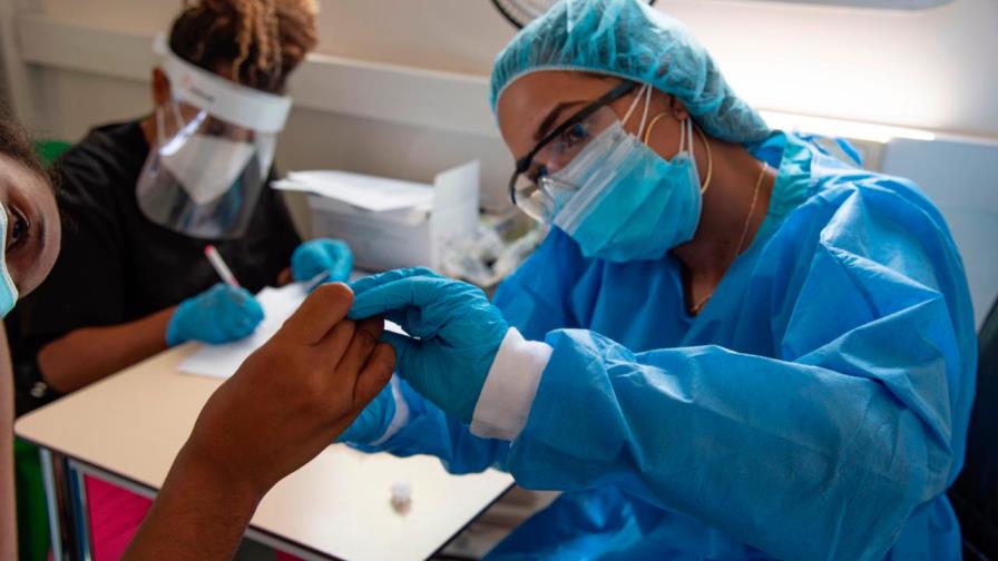República Dominicana supera los 1,000 fallecidos por COVID-19; siguen en aumento los nuevos casos 