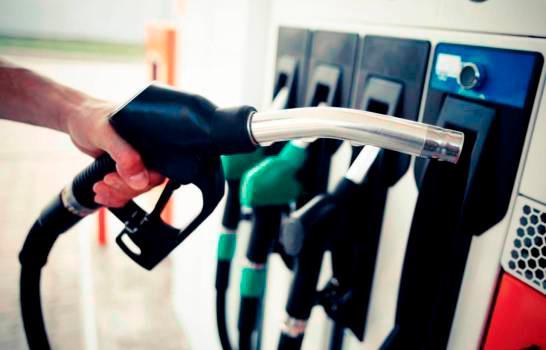 Impuestos y comisiones representan buena parte del precio de las gasolinas