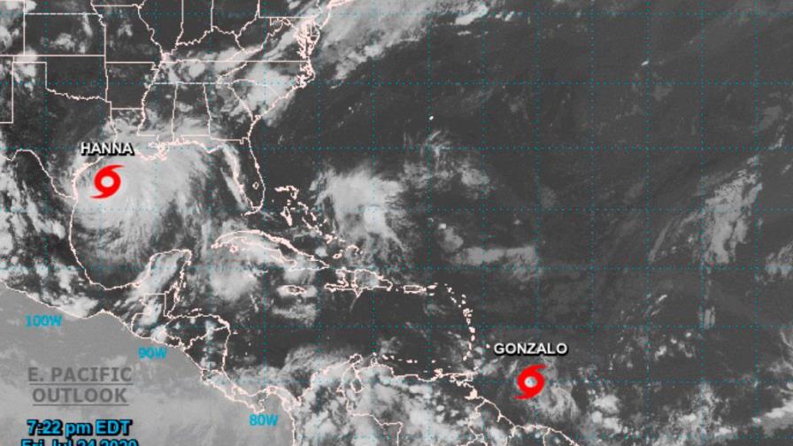 Gonzalo avanza en aguas de Caribe oriental mientras Hanna se aproxima a Texas