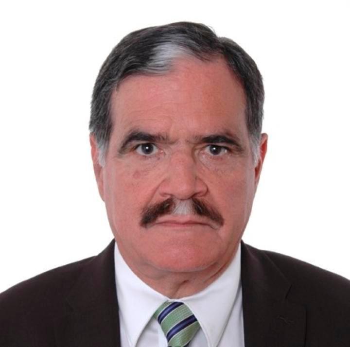 Fallece reconocido médico de Santiago por COVID-19