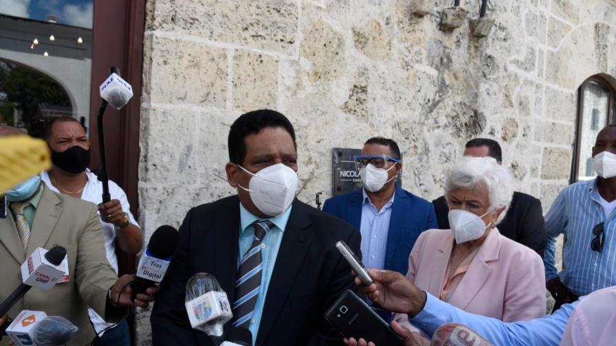 Pimentel dice que fortalecerá Dirección de Contrataciones Públicas con reforma a ley Pimentel dice que fortalecerá Dirección de Contrataciones Públicas con reforma a ley