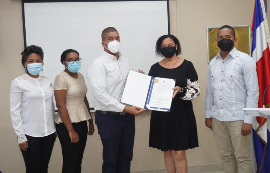 Onapi entrega certificados de tres nuevas patentes nacionales