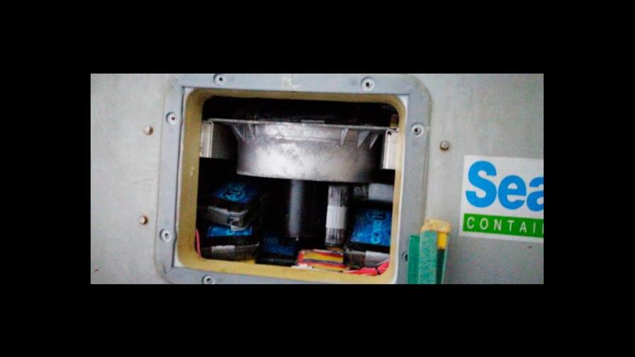 Decomisan 208 paquetes de un polvo blanco en muelle de Manzanillo Decomisan 208 paquetes de un polvo blanco en muelle de Manzanillo