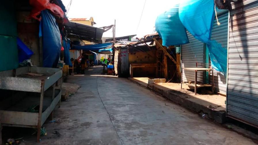 Comercio de Nagua cerró sus puertas a las 2:00 de la tarde en prevención del COVID-19