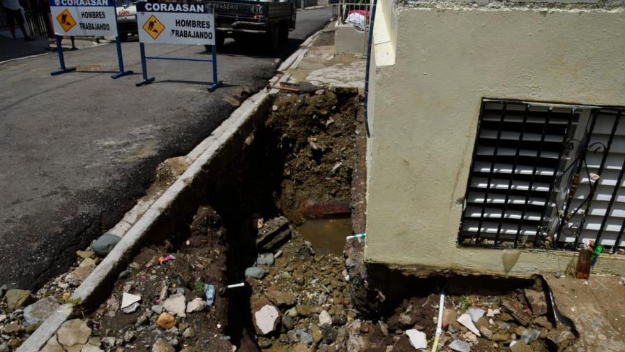 La razón por la que en Santiago se explotan las tuberías; próximo gobierno debe resolver el problema La razón por la que en Santiago se explotan las tuberías; próximo gobierno debe resolver el problema