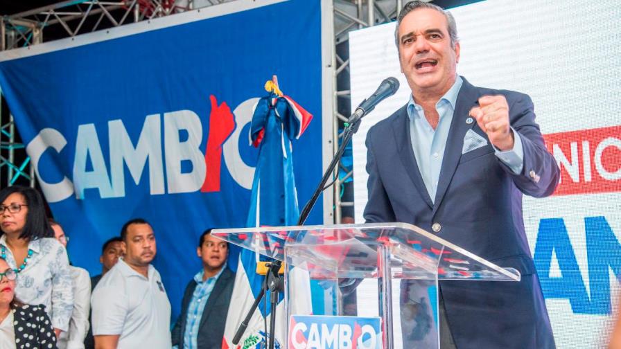 Luis Abinader asume hoy el poder en la República Dominicana