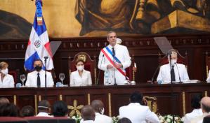 Juramentación del presidente Abinader y Raquel Peña será en el Teatro Nacional