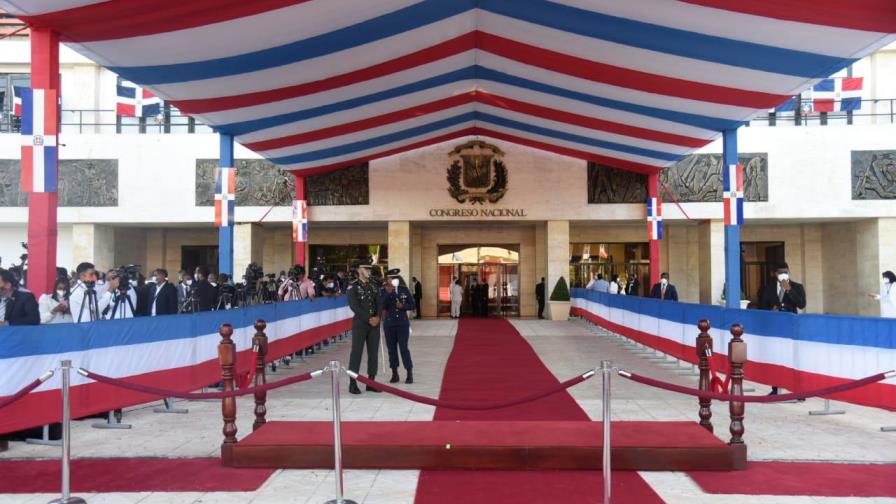 Nuevos diputados recibirán inducción sobre quehaceres legislativos este miércoles y jueves Nuevos diputados recibirán inducción sobre quehaceres legislativos este miércoles y jueves