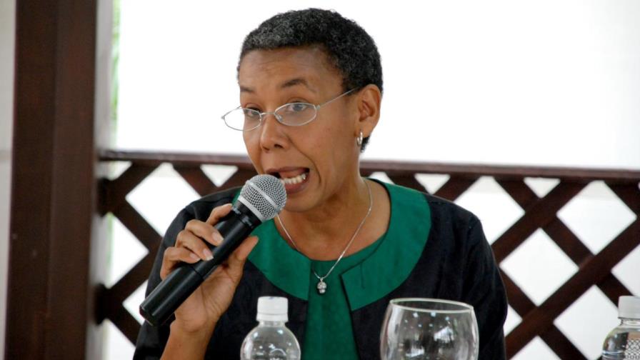 Feministas advierten de marchas si se aprueba Código Penal sin causales de aborto