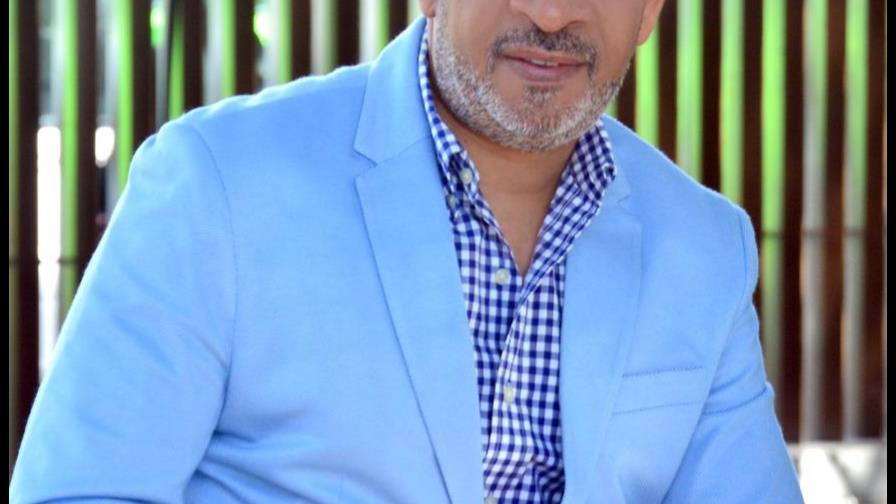 Canción “Me Levantaré” de Félix Montán representará a República Dominicana en Uruguay