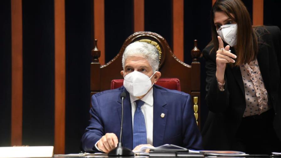 Senado remite proyectos de ley a comisión Senado remite proyectos de ley a comisión