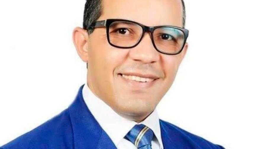 Hospitalizan al presidente del CMD en Santiago afectado de COVID-19