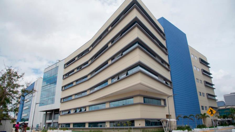 Constructores de Ciudad Sanitaria aclaran no hicieron acusaciones de robo contra médicos