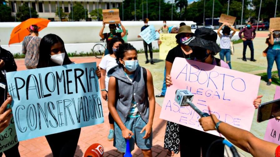 Grupos religiosos y feministas dispuestos a marchar por las tres causales del aborto Grupos religiosos y feministas dispuestos a marchar por las tres causales del aborto