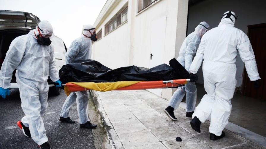 Agosto no ha terminado y es el mes con más muertes de COVID-19 desde inicio de la pandemia Agosto no ha terminado y es el mes con más muertes de COVID-19 desde inicio de la pandemia