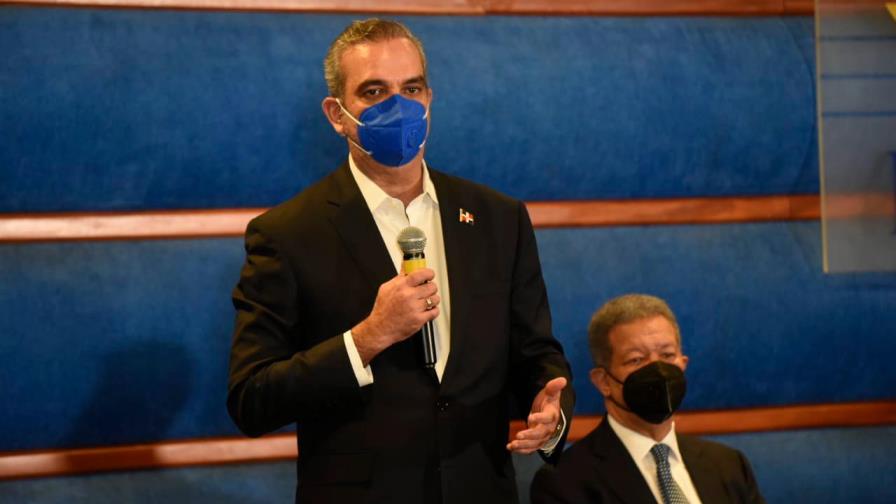 Abinader anuncia reunión de gabinete de salud para evaluar récord de muertes por Covid