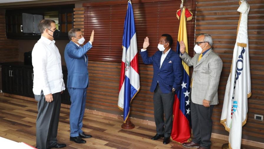 Juramentan dos nuevos miembros del Consejo de Administración de Refidomsa PDV