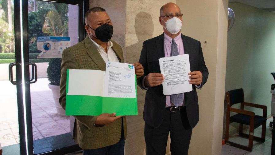 El Partido Verde propone a Eddy Olivares a la presidencia de la JCE