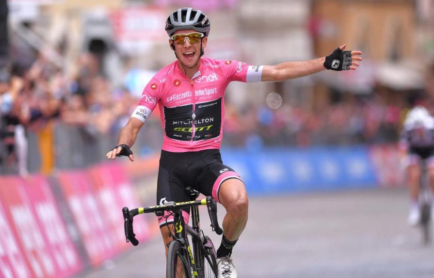 Simon Yates gana en solitario y logra el liderato en la Tirreno-Adriático