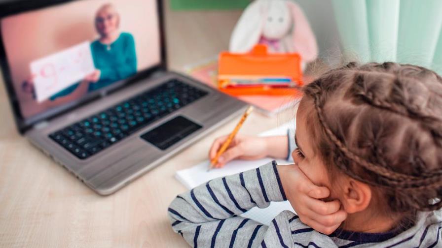 El agridulce comienzo de las clases virtuales en el país 