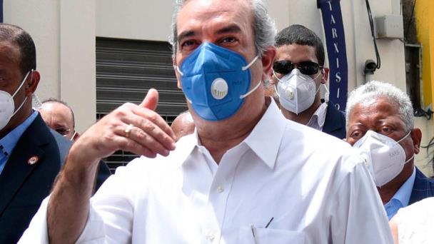 Abinader declara bienes por más de 4 mil millones de pesos