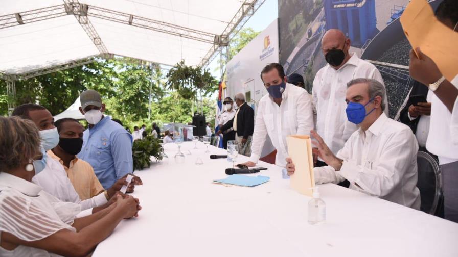 Concluye visita de Abinader a Las Terrenas; perremeístas piden nombramientos