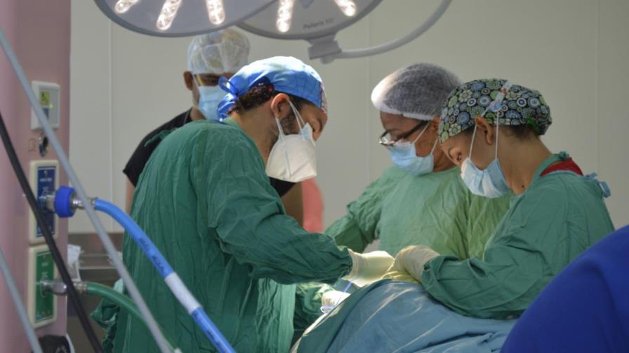 Hospital Reynaldo Almánzar realiza jornada de cirugías para disminuir cúmulo de pacientes 