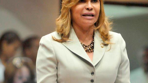 La reacción de Sonia Mateo tras imposición de prisión preventiva contra su hijo por droga