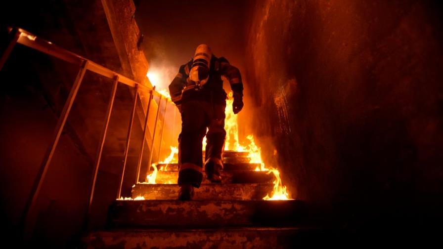 Muere anciano de 76 años al incendiarse su vivienda en Santiago