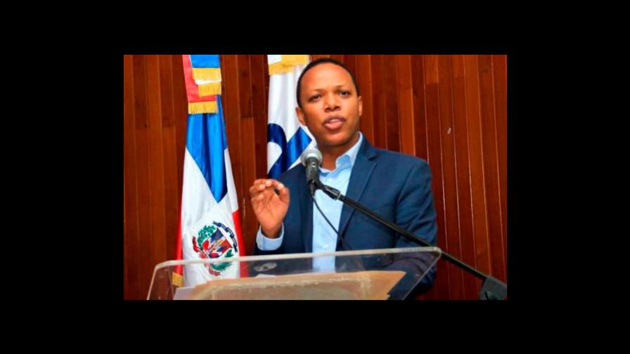 Morrison aclara no fue él quien se aumentó el sueldo sino el Consejo