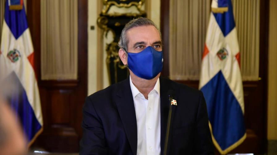 Lo que dijo Luis Abinader sobre los concursos en Educación que celebró el PLD