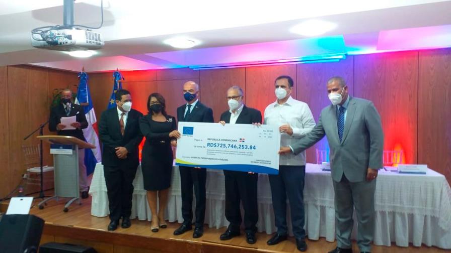 Miguel Ceara Hatton: Exenciones fiscales hay que revisarlas una por una 