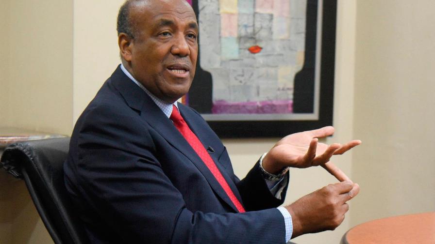 Autoridades investigan contrato millonario firmado con Odebrecht días antes del cambio de gobierno