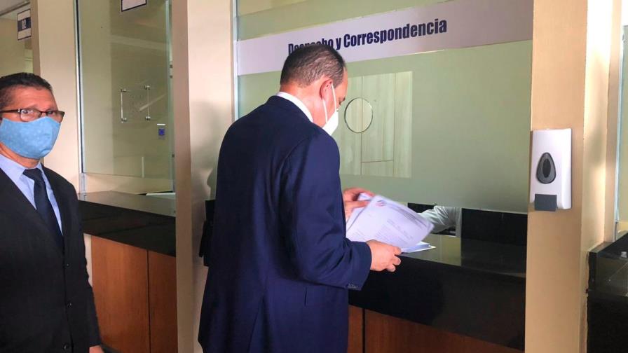 Colegio de Abogados deposita querella contra presidente del Poder Judicial 