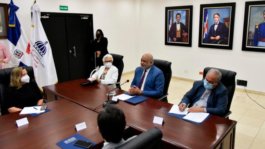 Educación conforma Mesa de Veeduría para transparentar compras por el año escolar Educación conforma Mesa de Veeduría para transparentar compras por el año escolar